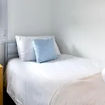 Pass The Keys Gower Beach Staycation Caswell Bay - Sleeps 4