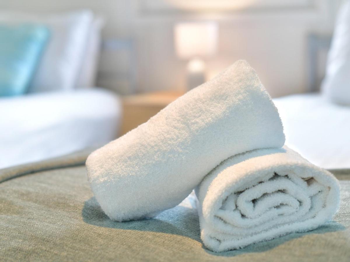 Pass The Keys Gower Staycation Caswell Bay - Sleeps 4 Holiday home Swansea