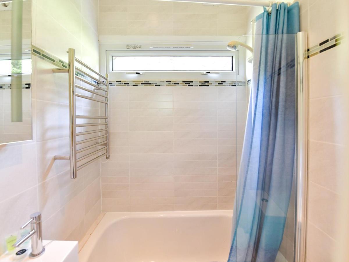 Pass The Keys Gower Staycation Caswell Bay - Sleeps 4 Holiday home *
